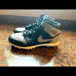 Air Jordan 1 football cleats, sz 9.5 in good condition.  Hard to find.